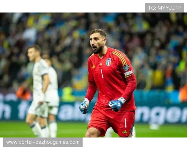 曼城门将多纳鲁马表现稳健，被视作后防重要补强